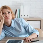 Annoiato a casa da solo? Ecco 7 idee geniali per trasformare subito la tua giornata